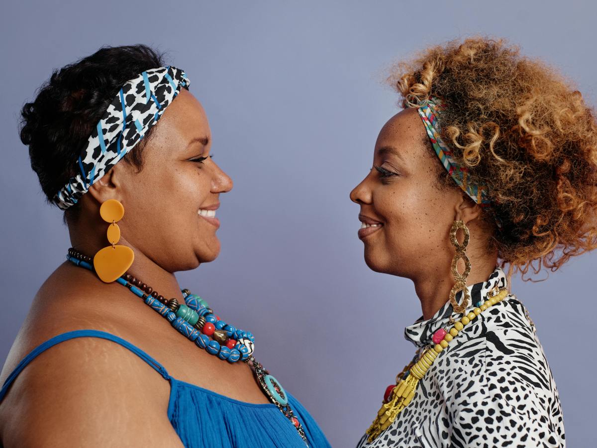 Embracing Your Natural Hair Journey in Midlife: Journal Inspiration for Women&nbsp;40+